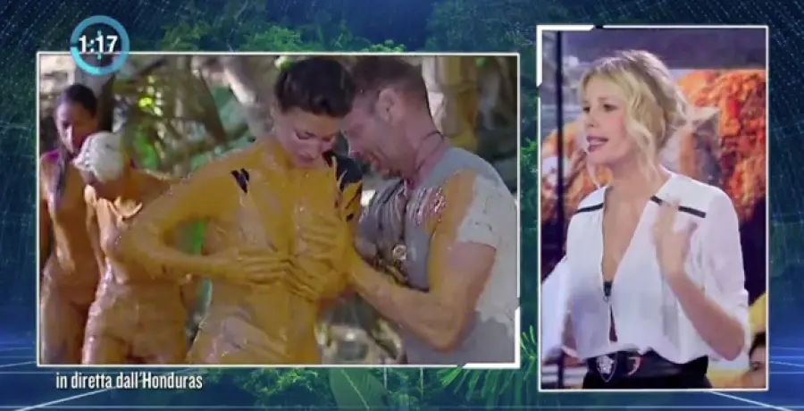 Rocco siffredi patisce la ragazza sexy dell'Isola