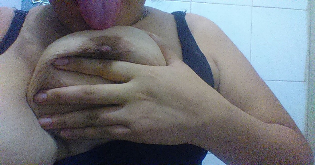 Tettona italiana da Milano - Mogli in mostra e sesso gratis